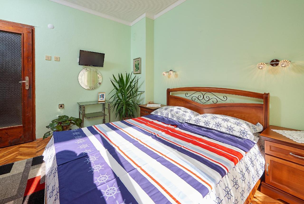 Apartment Dora Pomorie Ngoại thất bức ảnh